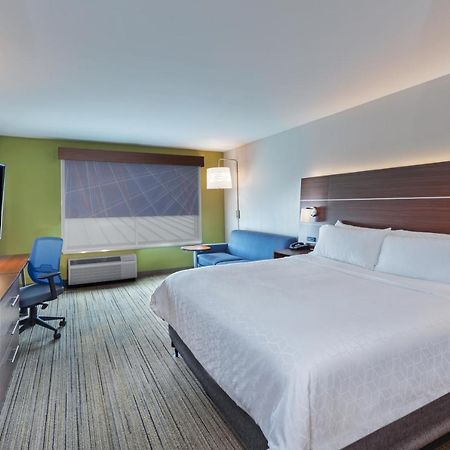 Holiday Inn Express & Suites - Parsons By Ihg Exterior photo