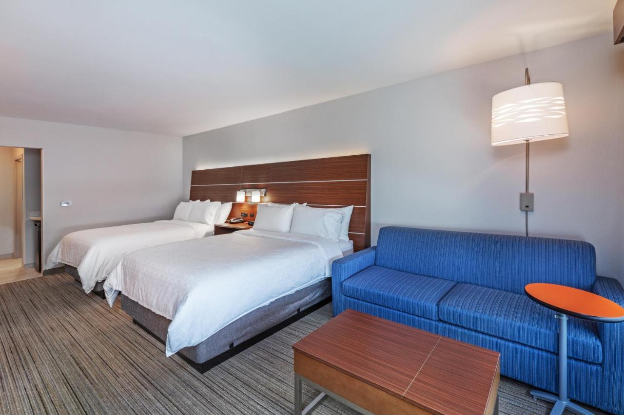 Holiday Inn Express & Suites - Parsons By Ihg Exterior photo