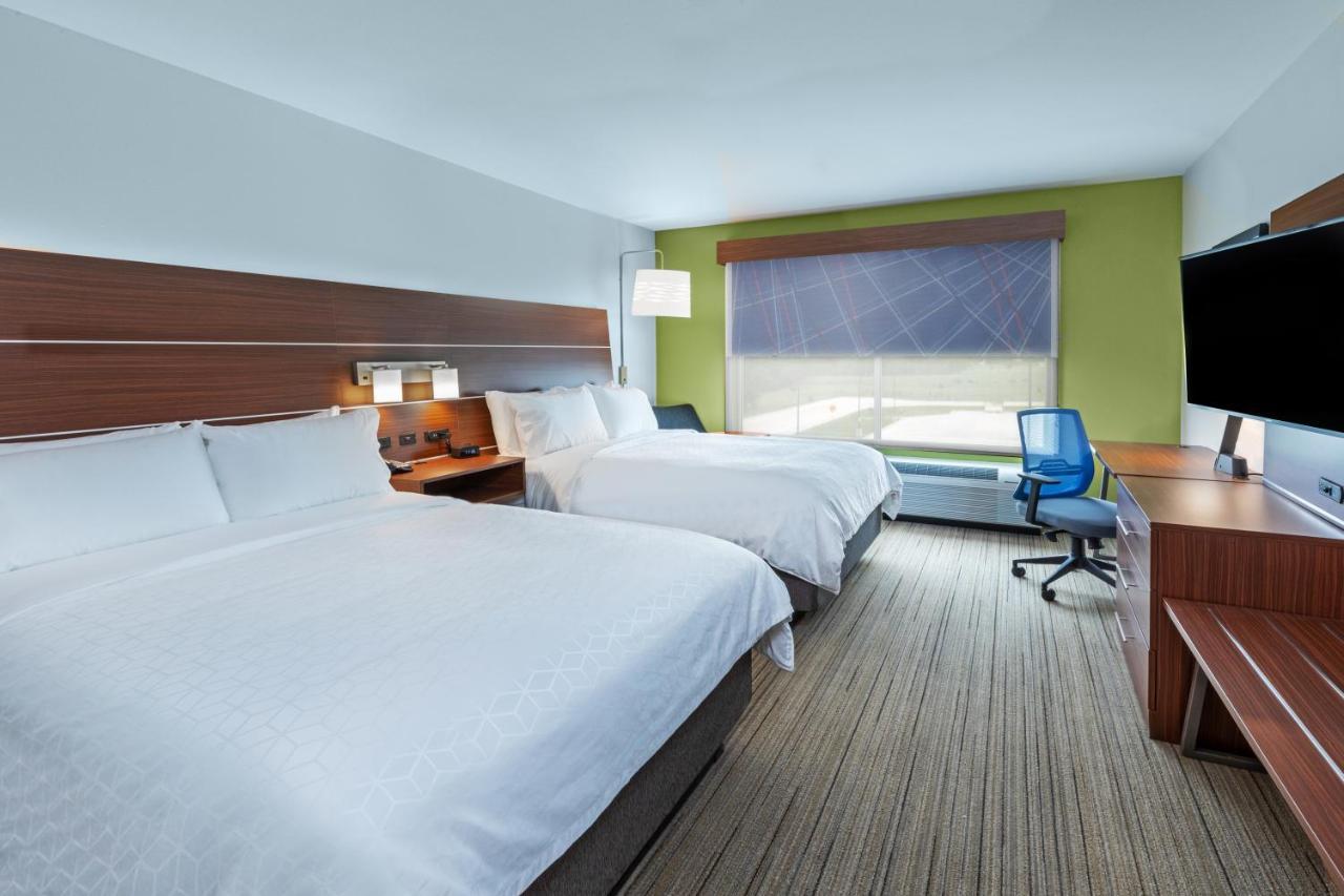 Holiday Inn Express & Suites - Parsons By Ihg Exterior photo